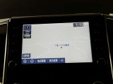 8インチのディスプレイオーディオ装着です。スマホとの通信で様々なサービスが楽しめます。TV視聴にも対応しています。