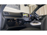 【インテリアデザイン】適度な緊張感とリラックス感が得られるデザインにより、長時間のドライブでも疲れにくく、乗員全員が高い快適性を得ながら移動空間を楽しむことができます。