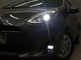 【LEDヘッドライト】悪天候や夜間走行時も良好な視界を確保し安心して運転できる高輝度LEDヘッドライトを装備!点灯速度が早く、消費電力も抑えられています!!