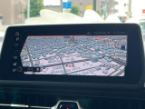 【メーカー純正ナビ】インテリアに溶け込むスタイリッシュな「専用設計」メーカーナビを装備♪視認性や操作性など基本性能にも優れ、より上質なカーライフをお楽しみいただけます。