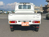 新車と同様の保証(有料)がつけられます。また各地域の店舗に最新の大型整備工場とプロメカニックが常駐しておりアフターメンテナンスもお任せください。