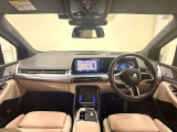 ☆センターパネルを運転席側に僅かに傾けたBMW独特のインパネ☆【駆け抜ける歓び】はここからもスタートしております☆