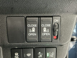 【両側パワースライドドア】両側がパワースライドドアになっており、運転席のスイッチやスマートキーでも開閉が可能です!開口部も広いので乗り降りも楽々♪