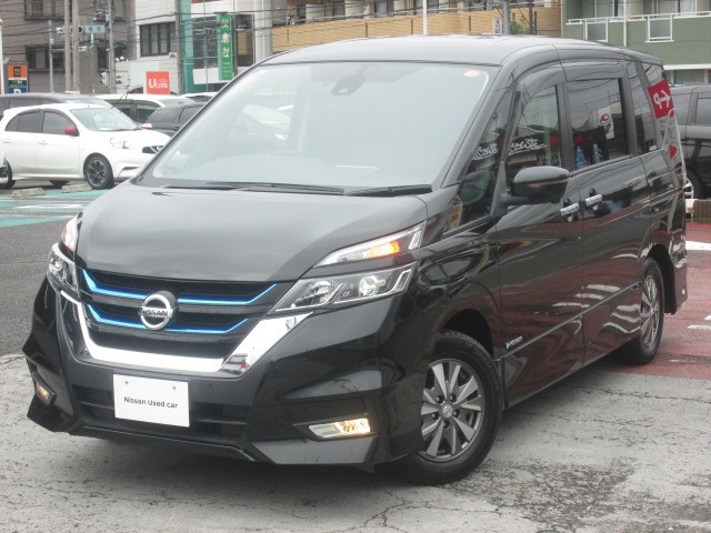 セレナ 1.2 e-POWER ハイウェイスターV 