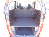 ◆定員乗車時のカーゴルームです。普段のお買い物の荷物やたくさんの収納が可能です。