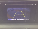 バックモニター付きで、車庫入れやバック時の後方確認をサポート。