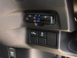 便利なETCや横滑りを防止するVSAのスイッチは運転席の右側、手の届きやすい位置にあります。