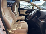 一目でわかる品質表示。厳しいチェックをクリアした高品質車両を揃えています。