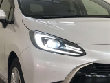 LEDヘッドライトです。デザイン性がよくとても明るいので、夜間の走行や悪天候でも安心です。しかも長寿命!