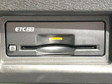 【ETC】高速道路の料金所をストレスなく通過!話題のスポットやサービスエリアに多い「スマートIC」利用時は必須のアイテムです。当店でセットアップを実施、ご納車当日からすぐにご利用いただけます!