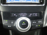 オートエアコンを装備しています!!寒い冬も暑い夏も全席に快適な空調をお届けします♪ご納車時からより快適にお乗り頂ける、エアコンフィルターの交換や、エアコン内部洗浄も承ります☆