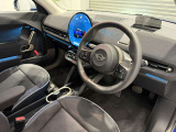 MINIは様々なオリジナルを作ることのできるお車です。専用のシートカバーも作成可能で御座いますので、ご希望の仕様など御座いましたらご相談くださいませ。きっとご希望のシートカバーの作成が可能です。