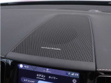 【harman/kardon】世界のオーディオファン垂涎のプレミアムサウンドシステムを搭載。原音に近い音場空間を忠実に再現。乗る人すべてに最良の音響体験を提供します。