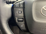 ナビゲーションに視線を移さず、ハンドルから手を離さず、運転に集中したまま手元でオーディオ操作できます♪