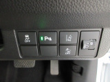 多彩な安心・快適機能を搭載した先進の安全運転支援システムのHonda SENSINGを搭載しております。