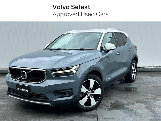 XC40 T4 モメンタム
