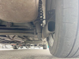 お車を安心してお乗りいただく為には、足回りの定期点検が欠かせません。サービスサポート(有償保証)では無料点検もご提供しており、安心のカーライフをお過ごしいただけるサポート体制が整っています。