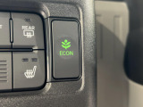 ECONボタンで低燃費モードに☆☆☆ECONスイッチを上手に使ってエコドライブ♪♪環境にもお財布にも優しい装備です☆☆☆