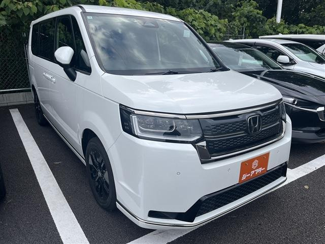 ステップワゴン 1.5 スパーダ 4WD 禁煙車 社外ナビ フルセグTV