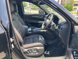 【運転席パワーシート&ドライビングポジションメモリー機能】運転手にあったシートパターン設定可能です。