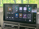 【ディスプレイオーディオ】お手持ちのスマートフォンとの連携で、ナビや音楽再生など各種アプリを使用可能。スマホに近い感覚でお使いいただけます♪