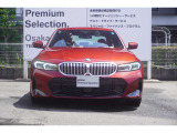 BMWの代名詞の【キドニーグリル】グリルが腎臓のように見えるので【キドニー】と呼ばれるようになりました。一目見ただけでBMWであると認識できる確固たるアイコンとして存在感を放ちます。