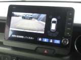 駐車が苦手な方にも安心の、バックカメラ装備です!
