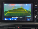 駐車がしやすいバックカメラを装備しています。