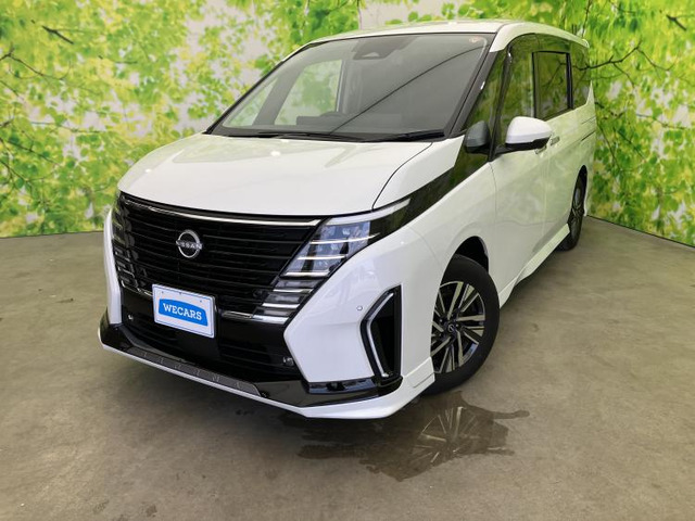 セレナ 1.4 e-4ORCE ハイウェイスターV 4WD