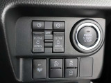 両側電動スライドドアです!プッシュスタートボタンなのでボタン一つでエンジンが始動してくれますよ!