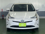 プリウス 1.8 S セーフティ プラス E-Four 4WD 