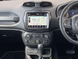 ■Uコネクト(8.4inタッチモニター)/純正SDナビ/バックモニター/USB/AUX/Bluetooth/アップルカープレイ/アンドロイドオート/前席左右独立温度調整機能付フルオートエアコン!