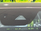 【スマートシティブレーキサポート】低速走行中に前方の車両等を認識し、衝突しそうな時は警報とブレーキで衝突回避と被害軽減をアシスト。より安全にドライブをお楽しみいただけます。