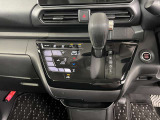 オートエアコンで快適な車内温度を演出してくれます!