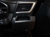 運転席カップホルダーです使い易い位置にあります。