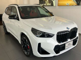 【BMWの伝統-2】時代を超える美しさ。磨き抜かれたエアロダイナミクスが瞳を奪う。一目で伝わるスポーティーなプロポーションは、BMWの走行性能を生み出すのに欠かせない要因の一つです。