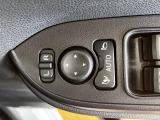 電動格納ミラー、パワーウインドウ