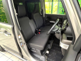 運転席シート廻りは使用感も少なく、良好な状態となっています。丁寧に使われていたことがよくわかりますね。