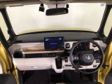 【前方視界】開放的な前方視界!運転がしやすく疲れにくいです♪窓が大きく、見通しがとっても良いおクルマですよ♪