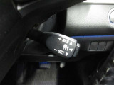 ミリ波レーダーと単眼カメラで先行車との車間距離を保って走行できるレーダークルーズコントロールです(全車速追従機能付)