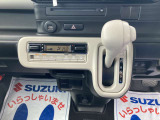 家庭用エアコン同様に温度設定するだけで室内温度を快適に保ってくれる フルオートエアコンを装備しています!