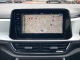 スマートフォン用アプリ[Apple CarPlay][Android Auto]対応の純正ナビ Discover Pro を装備、ラジオのほか、USB、Bluetoothハンズフリー通話にも対応。