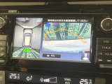 【アラウンドビューモニター】専用のカメラにより、上から見下ろしたような視点で360度クルマの周囲を確認することができます☆死角部分も確認しやすく、狭い場所での切り返しや駐車もスムーズに行えます。