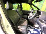運転席シート廻りは使用感も少なく、良好な状態となっています。丁寧に使われていたことがよくわかりますね。