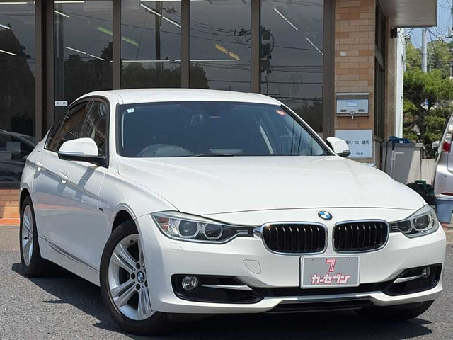 3シリーズセダン 320i 