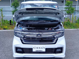 ◎ご購入いただきましたお車は弊社整備工場にて納車前点検整備として法定12ヶ月点検(車検整備付き販売車は車検整備)を実施。エンジンオイル・エレメント交換を行い※、ご納車いたします(※除く電気自動車)。