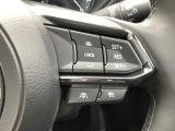 追従型クルーズコントロール付き!高速道路走行時にアクセルやブレーキを操作することなく、前方車との車間距離を保つよう自動で車速をコントロールします。全車速追従機能付きは時速0キロから高速域までカバー!