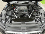 【BMWクリーンディーゼル】市場をリードするディーゼルエンジン。低回転ステージ専用ターボが走り出しから効果的に過給を行いスムーズな発進加速や低燃費を実現。ディーゼルの常識を超えたスポーティな走りを!