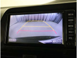 バックガイドモニターで、後方を確認しながら安心して駐車することができます。運転初心者も熟練者も必須の機能ですよ!