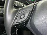 ステアリングスイッチ装備!運転しながら手元でオーディオの操作などができます。
